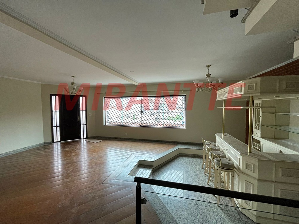 Sobrado de 272m² com 3 quartos em Casa Verde