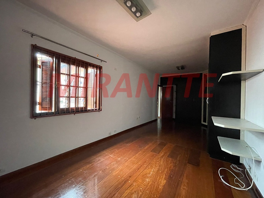 Sobrado de 272m² com 3 quartos em Casa Verde