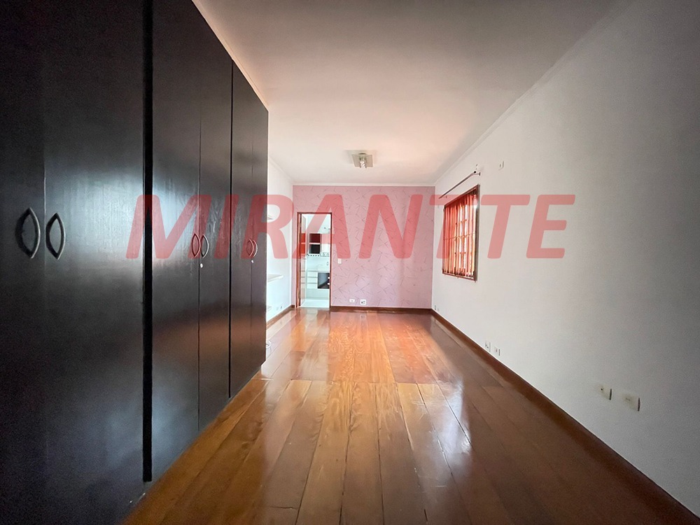 Sobrado de 272m² com 3 quartos em Casa Verde