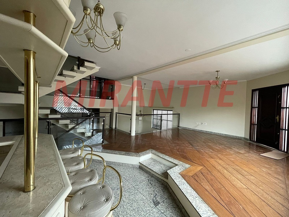 Sobrado de 272m² com 3 quartos em Casa Verde