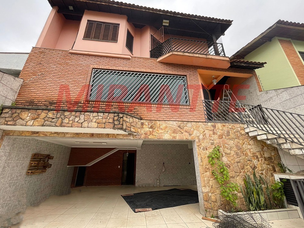 Sobrado de 272m² com 3 quartos em Casa Verde