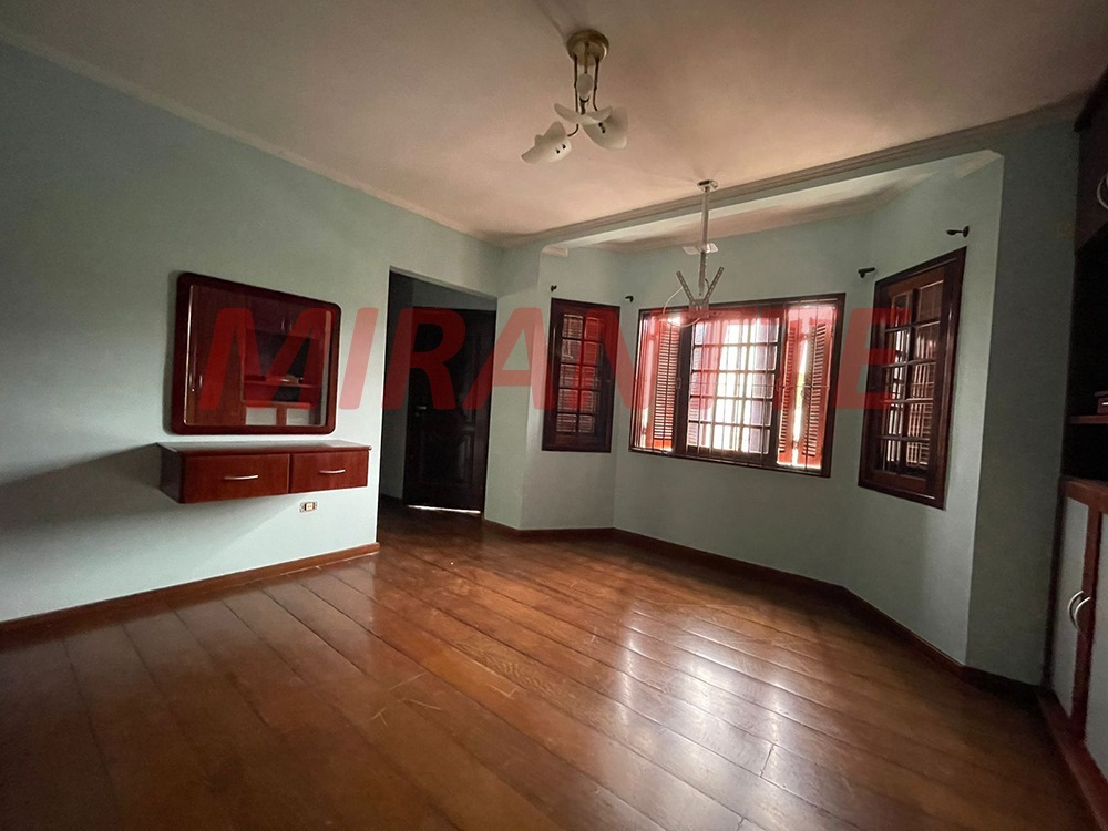Sobrado de 272m² com 3 quartos em Casa Verde