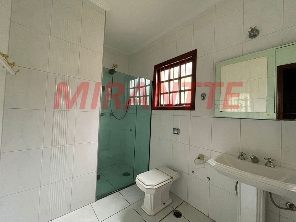 Sobrado de 272m² com 3 quartos em Casa Verde