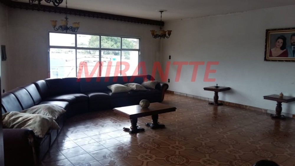 Sobrado de 558m² com 4 quartos em Parque Novo Mundo