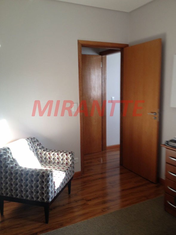 Sobrado de 200m² com 3 quartos em Vila Prudente