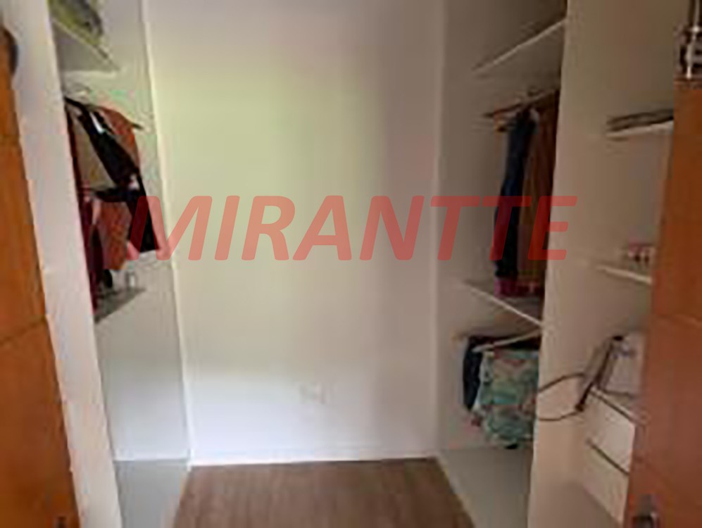 Sobrado de 240m² com 3 quartos em Portão