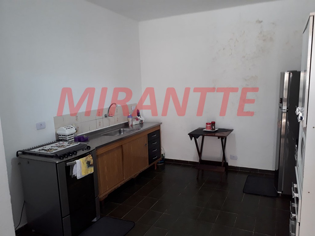 Sobrado de 208m² com 4 quartos em Centro