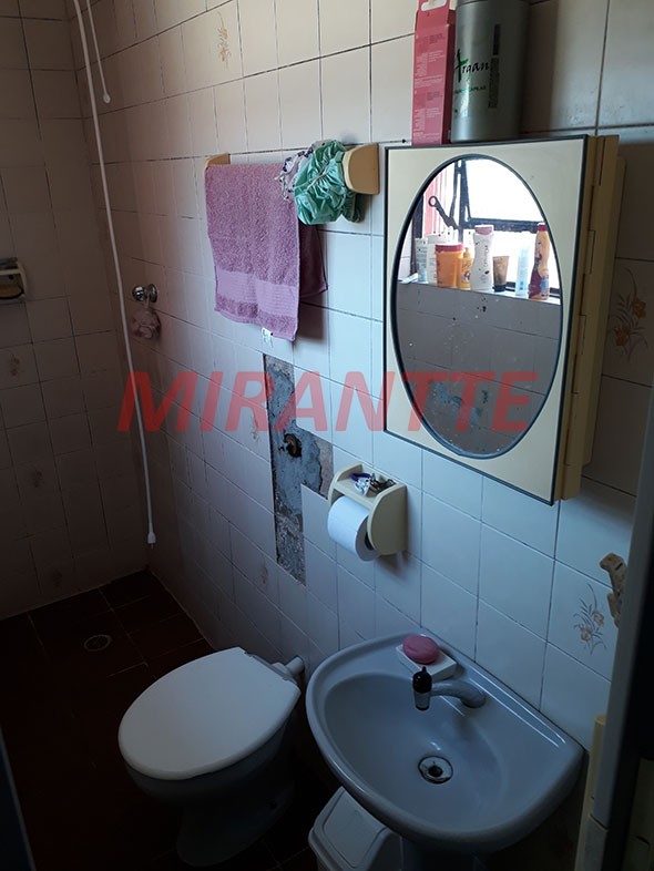 Sobrado de 208m² com 4 quartos em Centro