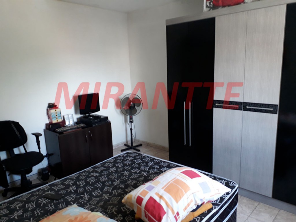 Sobrado de 208m² com 4 quartos em Centro