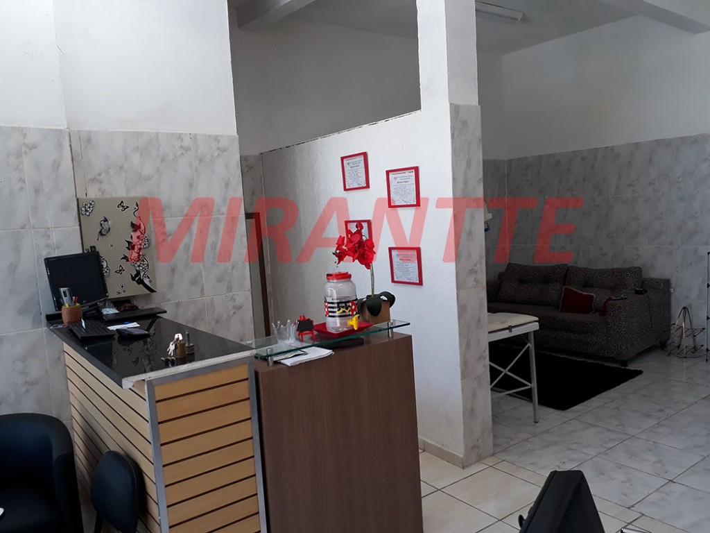 Sobrado de 208m² com 4 quartos em Centro