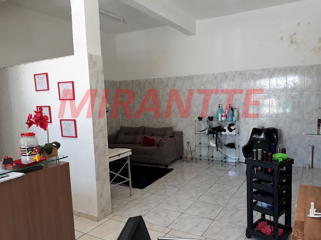 Sobrado de 208m² com 4 quartos em Centro