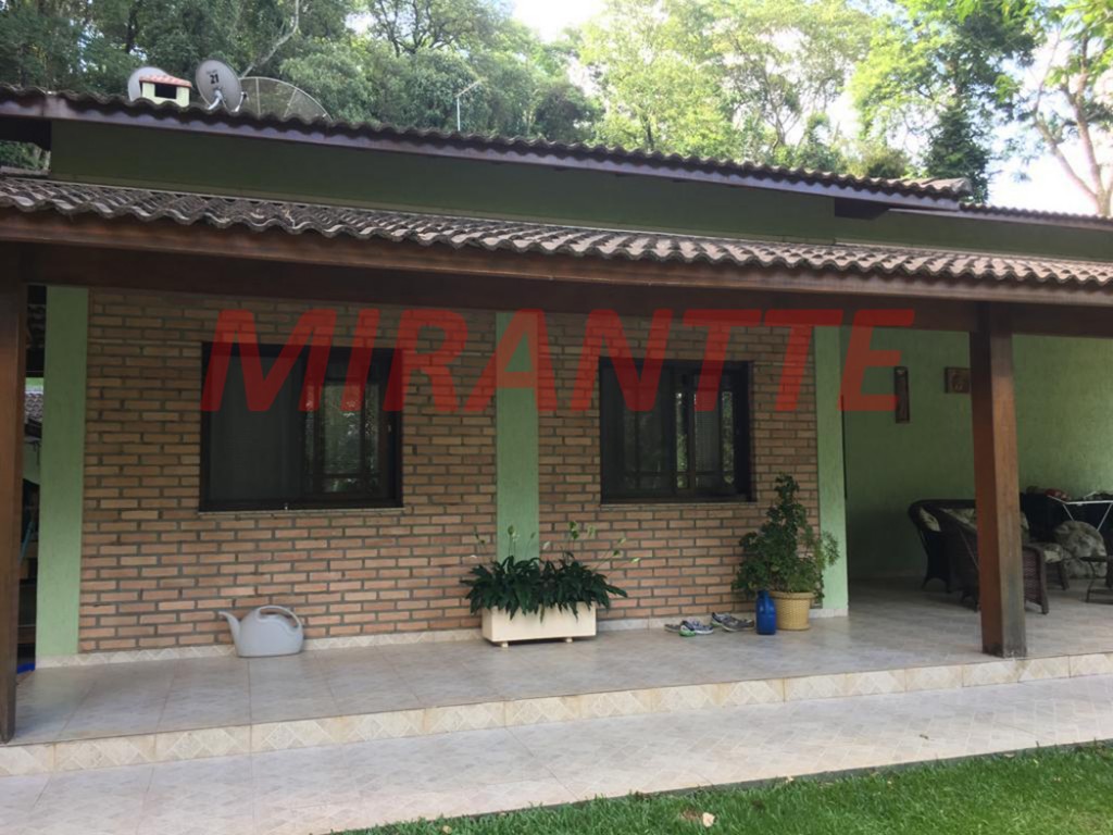 Casa terrea de 294m² com 3 quartos em Serra da Cantareira