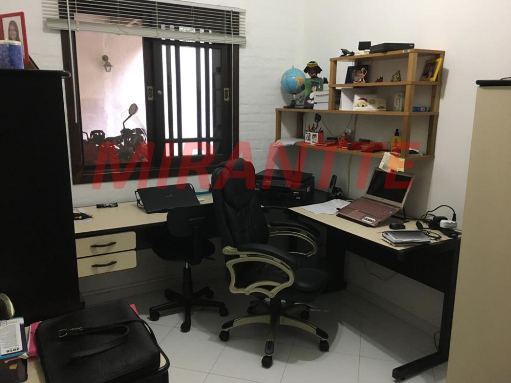 Casa terrea de 294m² com 3 quartos em Serra da Cantareira