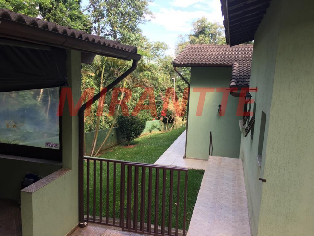 Casa terrea de 294m² com 3 quartos em Serra da Cantareira