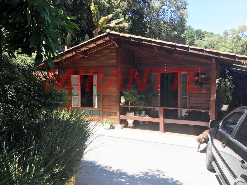 Casa terrea de 196m² com 4 quartos em Serra Da Cantareira
