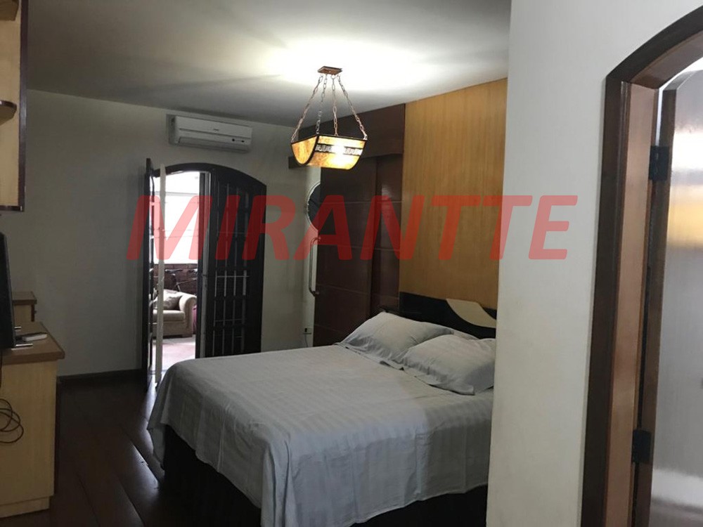 Sobrado de 194m² com 3 quartos em Casa Verde