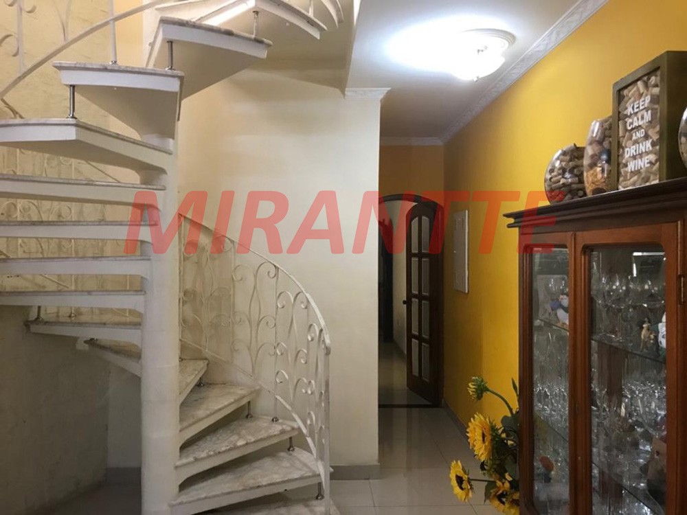 Sobrado de 194m² com 3 quartos em Casa Verde