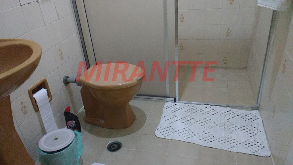 Sobrado de 330m² com 2 quartos em Casa Verde