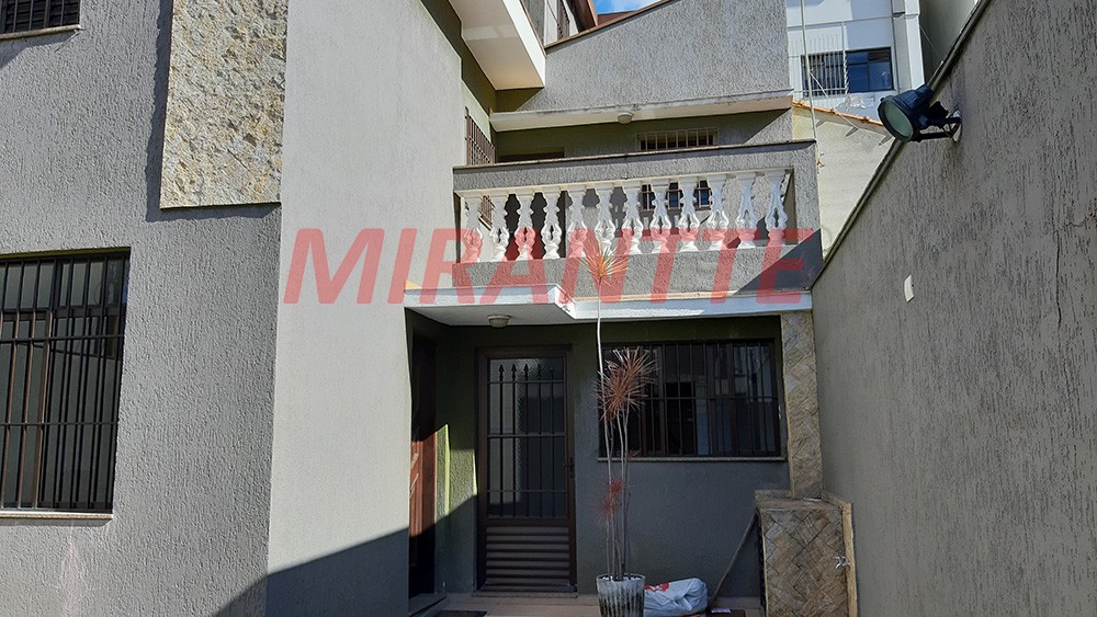 Sobrado de 390m² com 3 quartos em Casa Verde