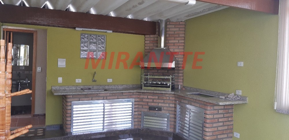 Sobrado de 390m² com 3 quartos em Casa Verde