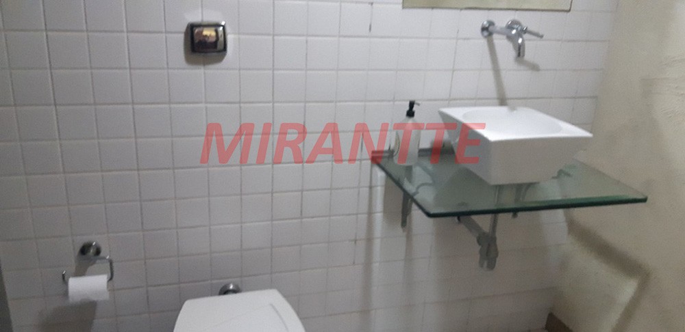 Sobrado de 390m² com 3 quartos em Casa Verde