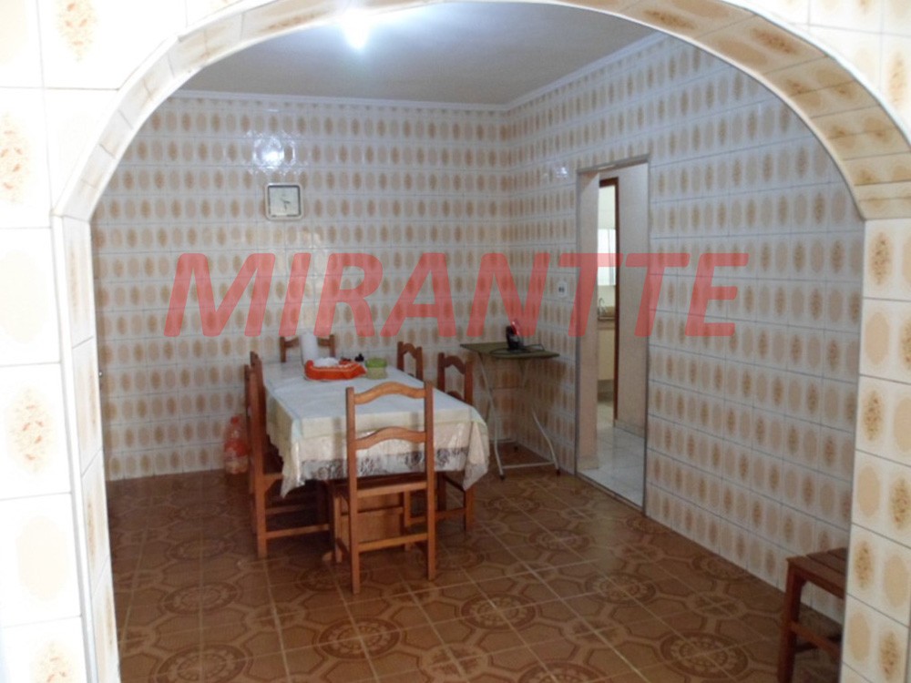 Sobrado de 340m² com 4 quartos em Vila Bela