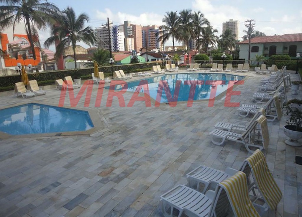 Apartamento de 120m² com 3 quartos em CENTRO