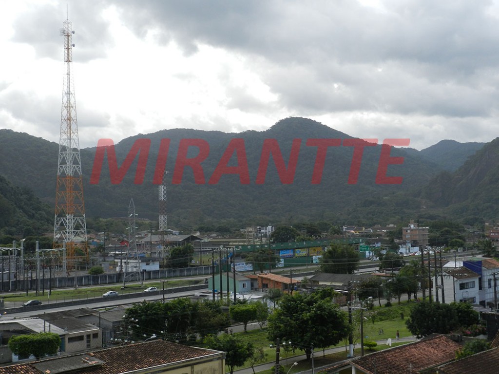 Apartamento de 120m² com 3 quartos em CENTRO