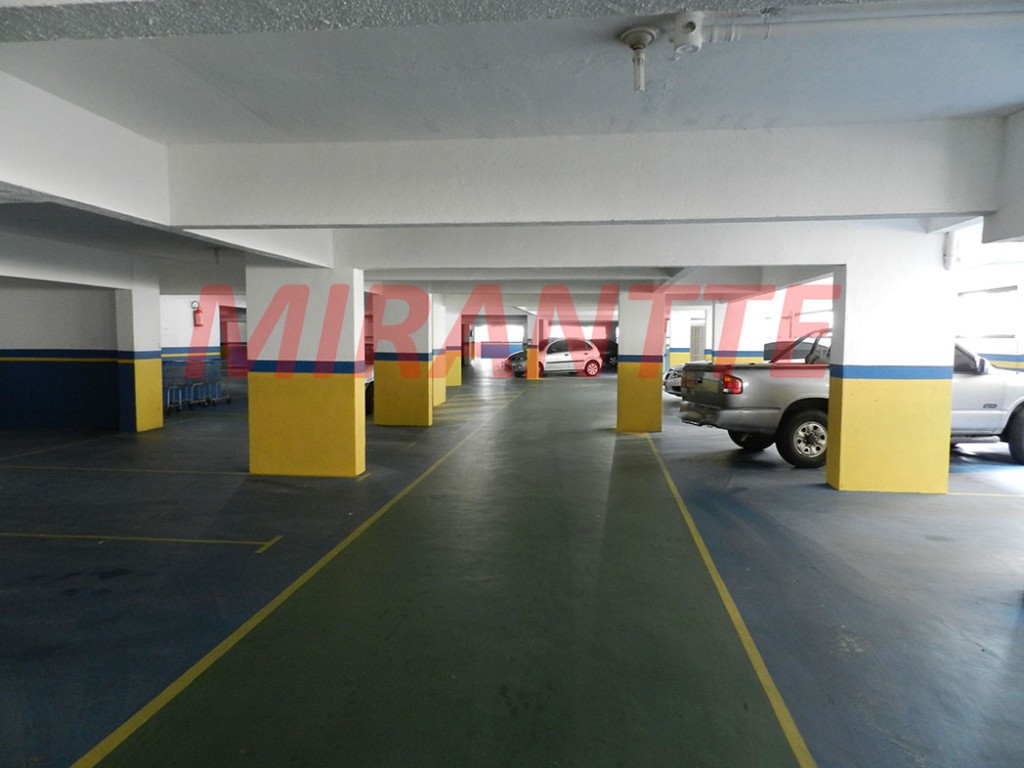 Apartamento de 120m² com 3 quartos em CENTRO