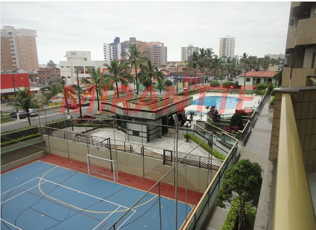 Apartamento de 120m² com 3 quartos em CENTRO