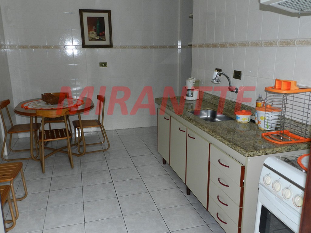 Apartamento de 120m² com 3 quartos em CENTRO