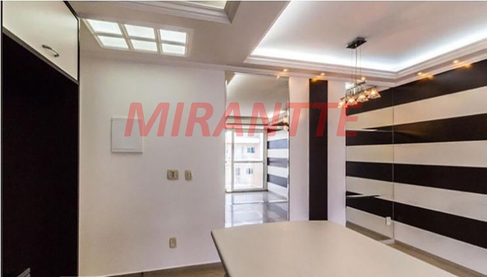 Apartamento de 65m² com 2 quartos em Santa Cecilia
