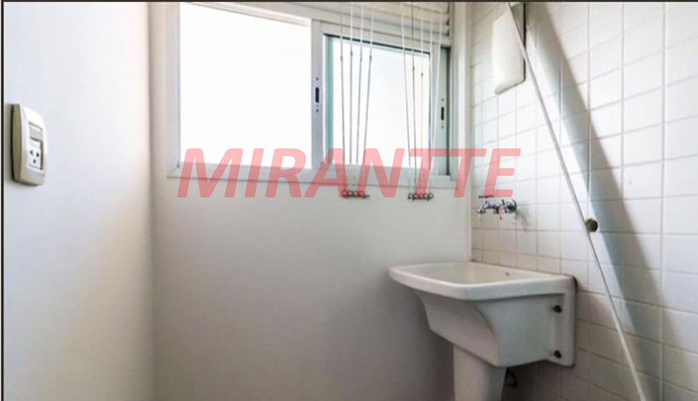 Apartamento de 65m² com 2 quartos em Santa Cecilia
