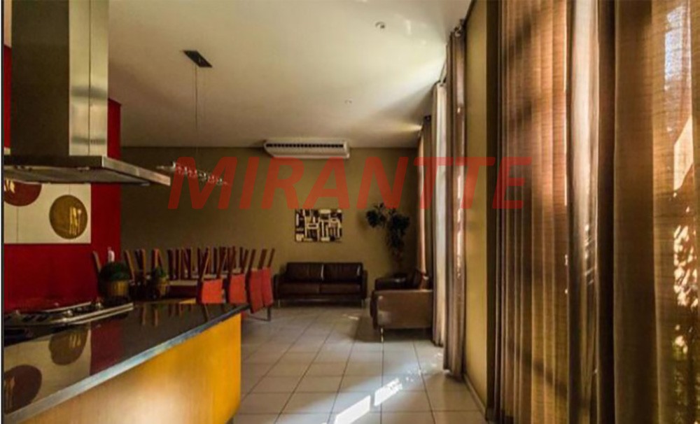 Apartamento de 65m² com 2 quartos em Santa Cecilia