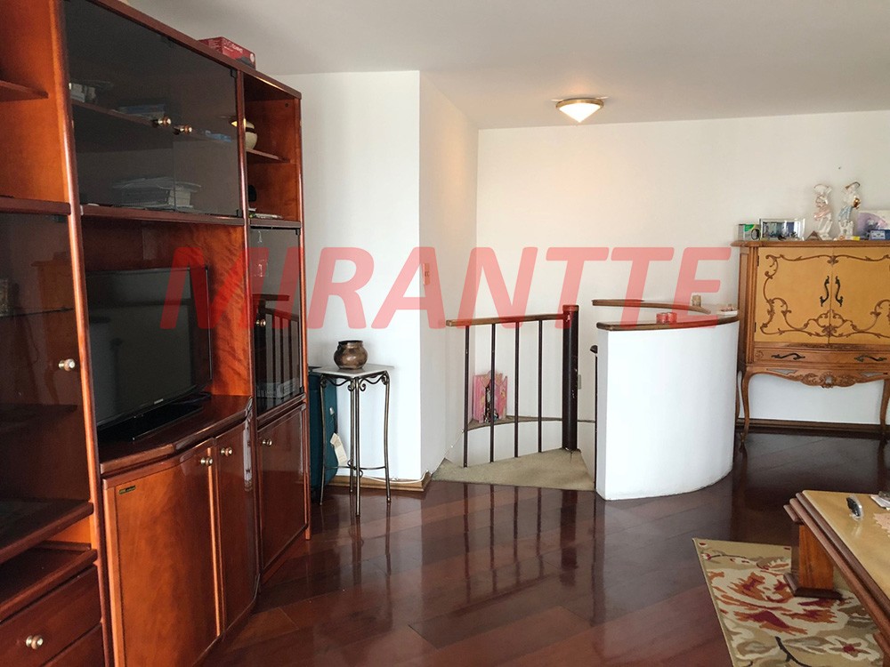 Cobertura de 187m² com 4 quartos em Santana