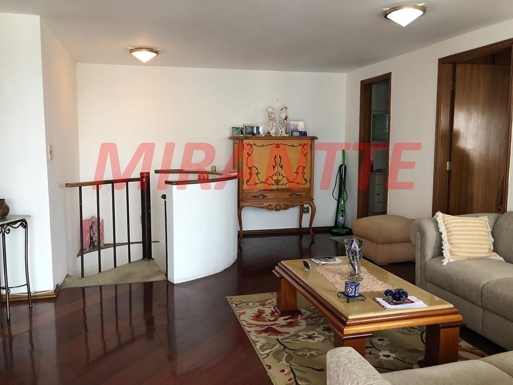 Cobertura de 187m² com 4 quartos em Santana
