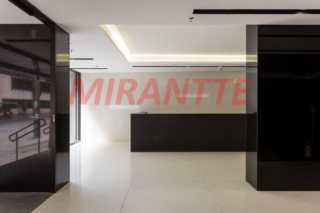 Comercial de 4431m² em Centro