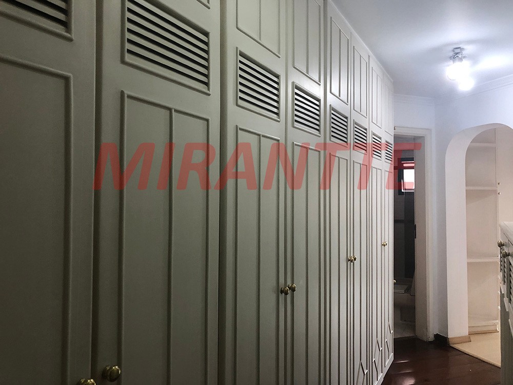 Apartamento de 147m² com 3 quartos em Santana