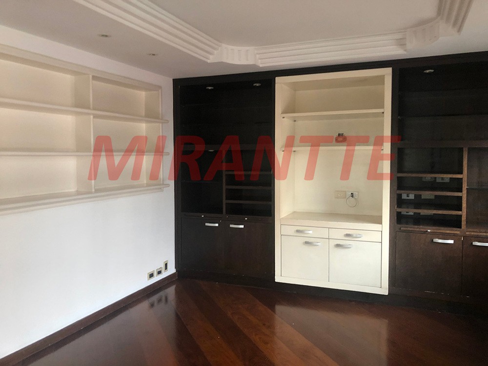 Apartamento de 147m² com 3 quartos em Santana