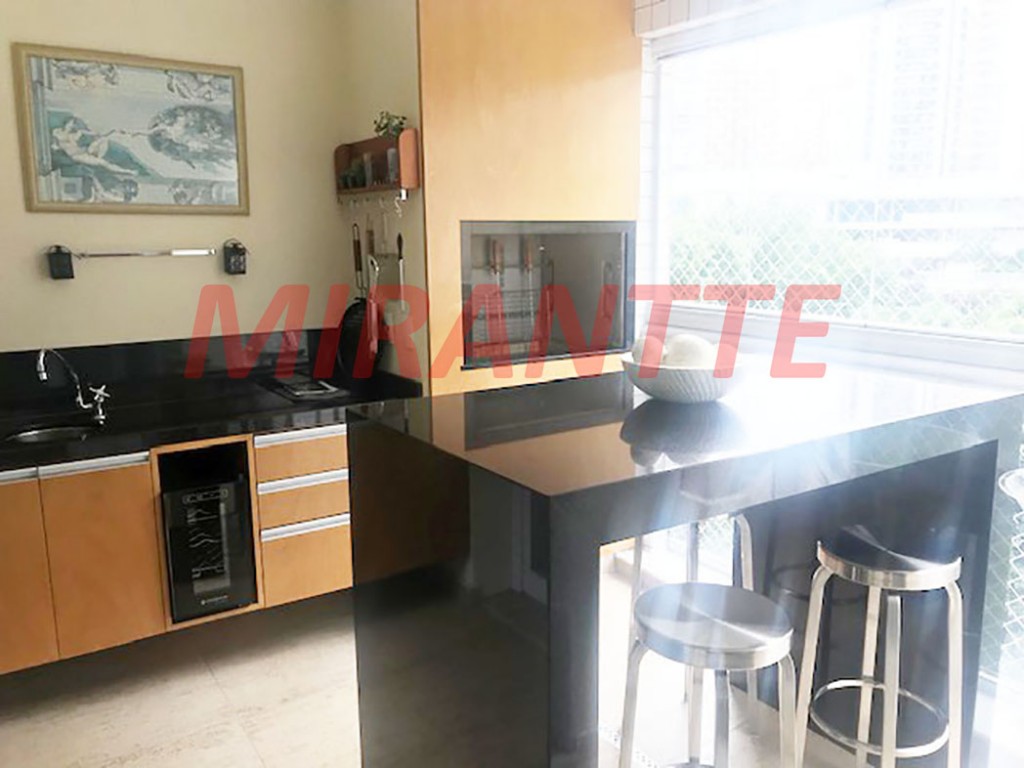 Apartamento de 260m² com 4 quartos em Santana