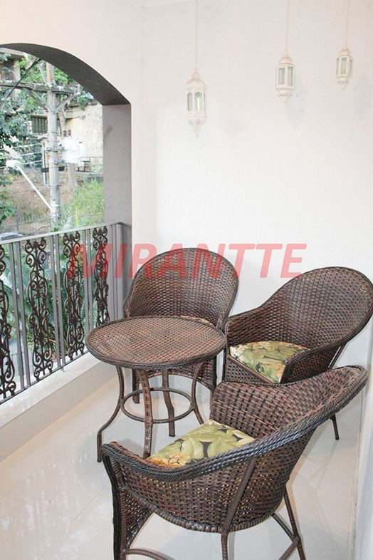 Sobrado de 340m² com 3 quartos em Jardim Virginia Bianca