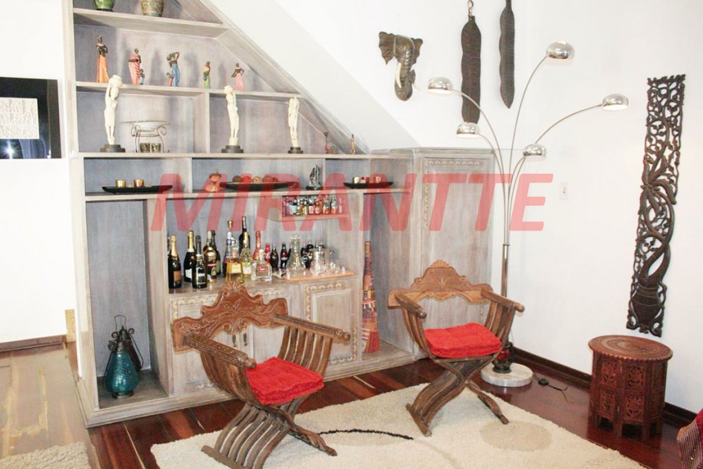 Sobrado de 340m² com 3 quartos em Jardim Virginia Bianca
