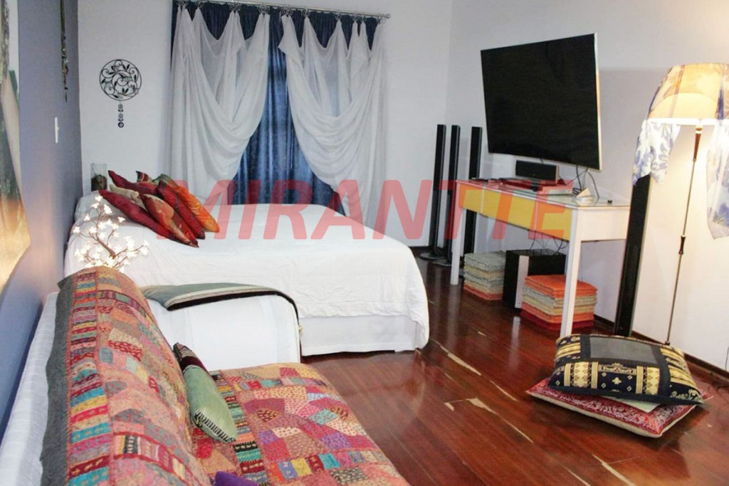 Sobrado de 340m² com 3 quartos em Jardim Virginia Bianca