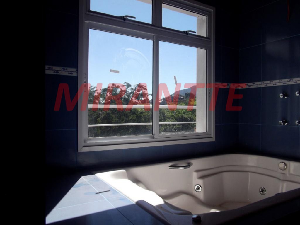 Sobrado de 250m² com 2 quartos em CENTRO