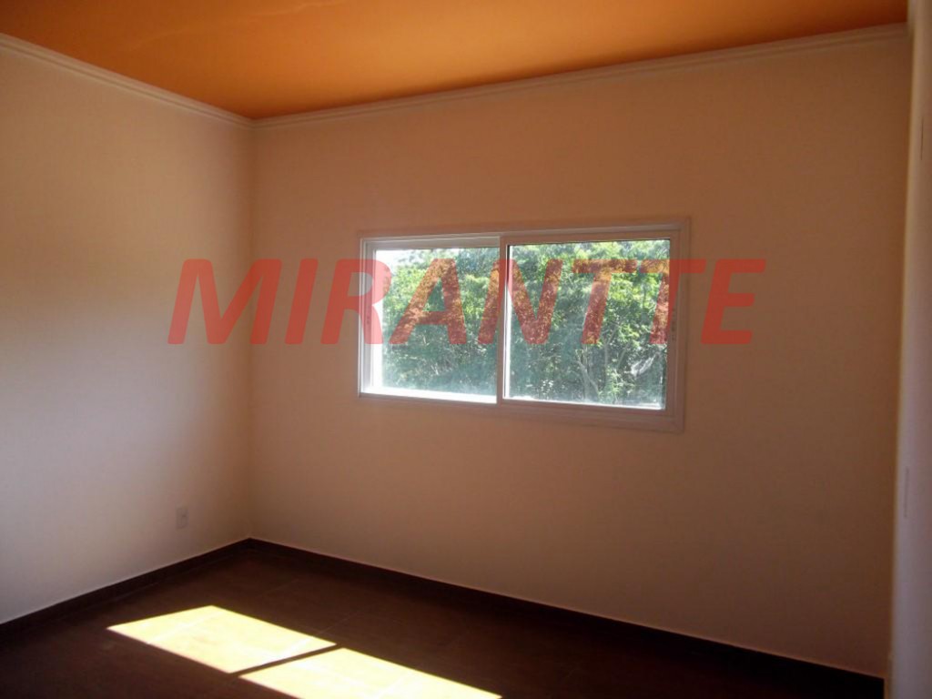 Sobrado de 250m² com 2 quartos em CENTRO