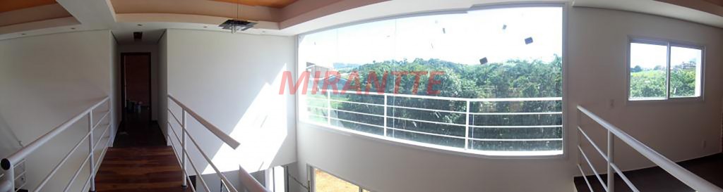 Sobrado de 250m² com 2 quartos em CENTRO