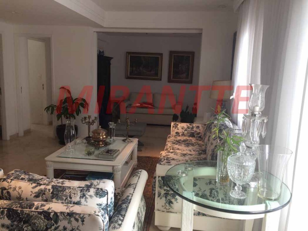 Cobertura de 280m² com 3 quartos em Santana