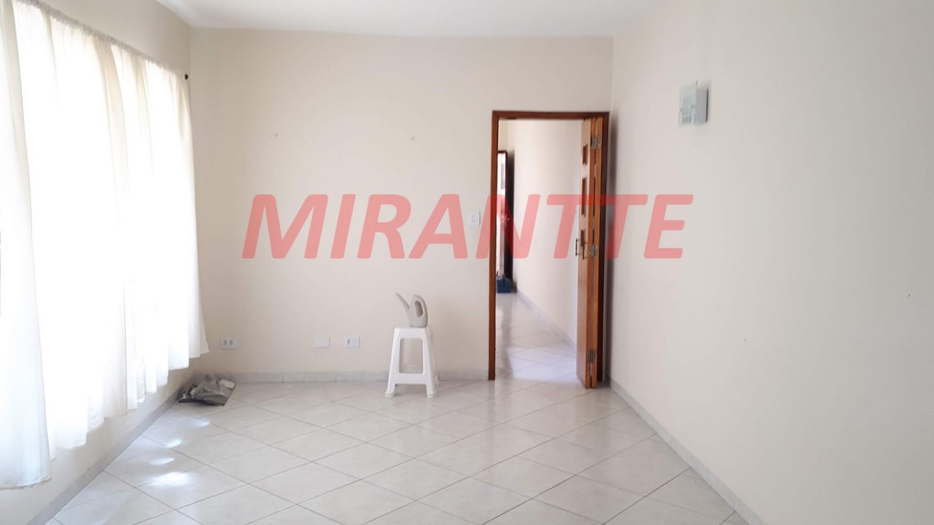 Sobrado de 165m² com 3 quartos em Santana