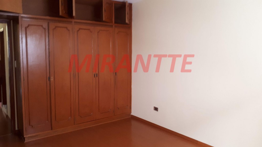 Sobrado de 165m² com 3 quartos em Santana