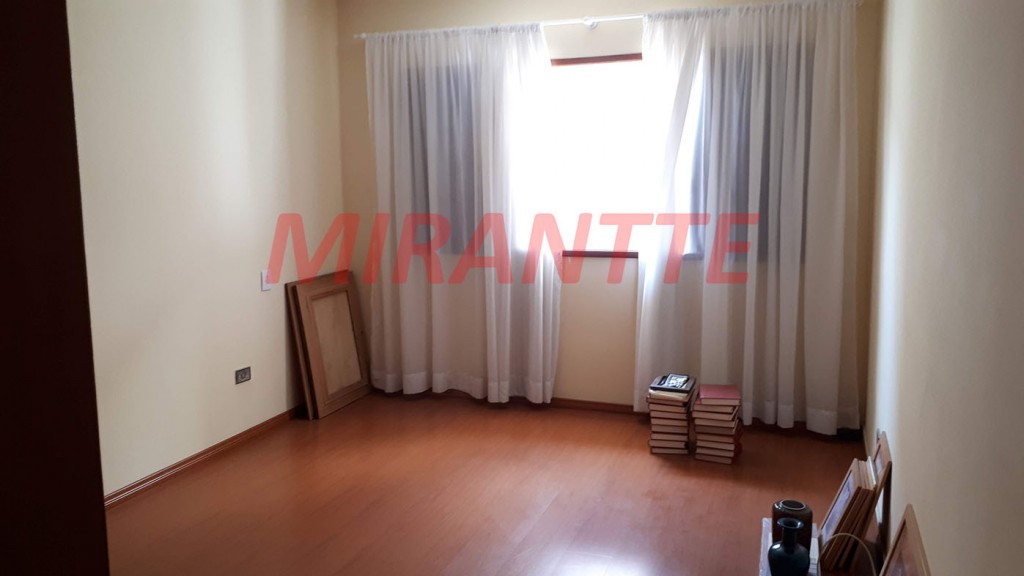 Sobrado de 165m² com 3 quartos em Santana